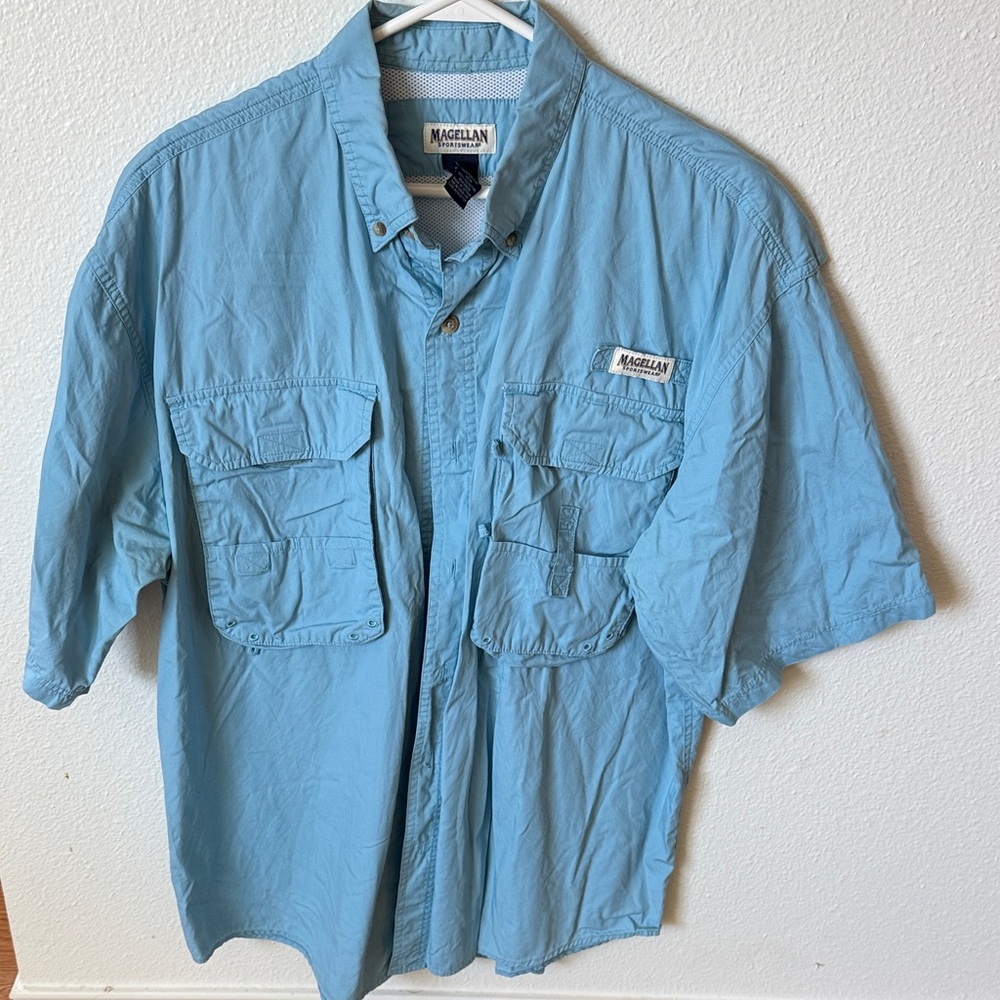 Magellan Outdoors Light Blue Casual Button Down Shirt